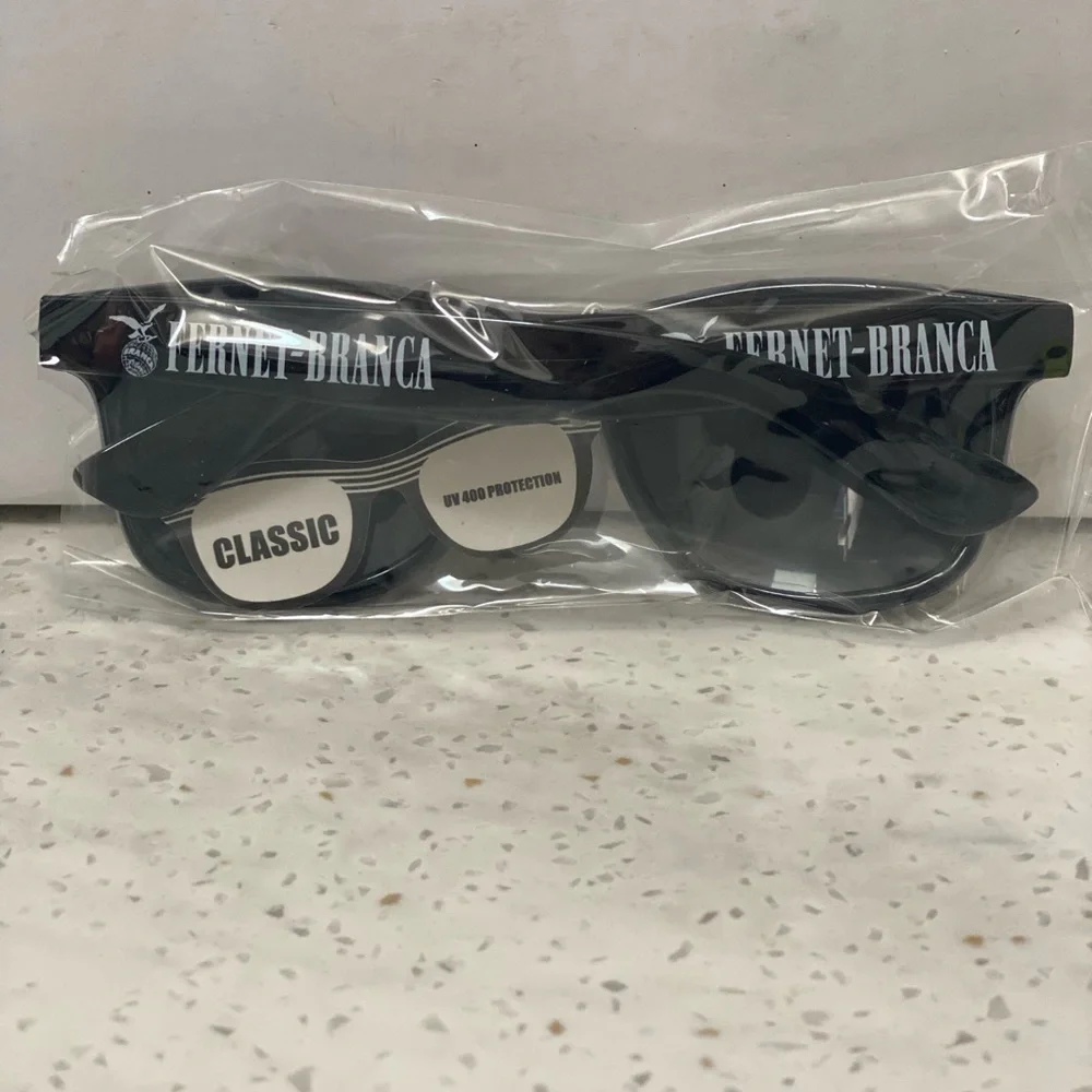 Black Fernet Branca Sunglasses - Picture 5 of 5